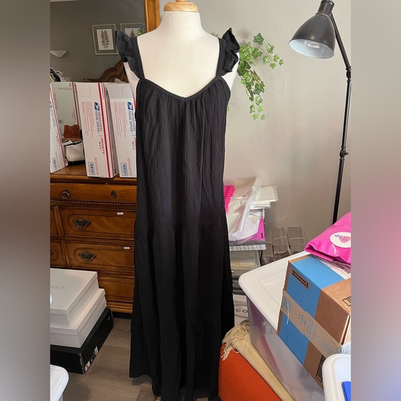 Ruffle Sleeve Dress - Picture 1 of 7